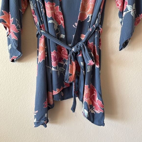 Rip Curl Moon Bay Curl Floral Front Tie Mid Length Kimono - Picture 4 of 9
